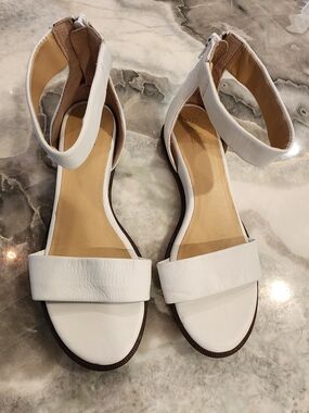 Seychelles White Ankle Strap Open-Toe Sandals